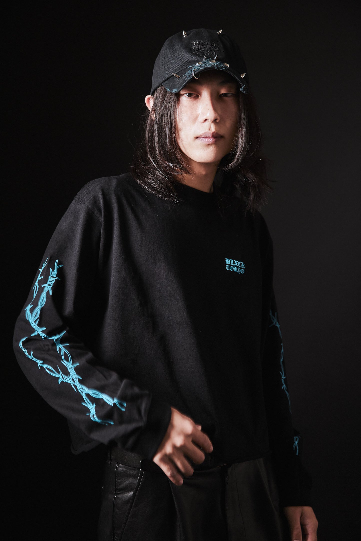 Cropped Barbed Wire Long Sleeve (Blue)